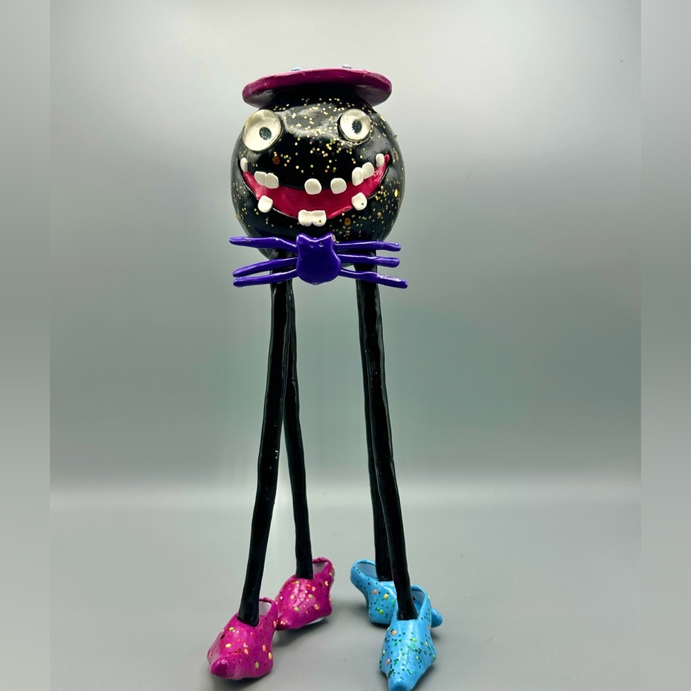 Whimsical Halloween Figurine Black Cat Face Long Legs Hat Home Goods 11.5”